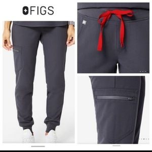 Figs Scrubs Set - Charcoal - Catarina top and Zamora pants